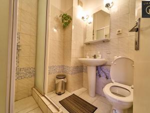 Prodej ubytování, Žatec, Oblouková, 409 m2
