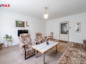 Prodej bytu 4+1, Horoměřice, K Bytovkám, 94 m2