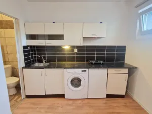 Pronájem bytu 1+kk, Praha - Strašnice, Ke Strašnické, 20 m2