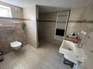 Prodej rodinného domu, Hlohovec, Hlavní, 267 m2