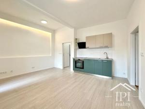 Prodej bytu 2+kk, Praha - Libeň, Na Rokytce, 64 m2