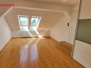 Prodej bytu 2+kk, Prostějov, Olomoucká, 55 m2