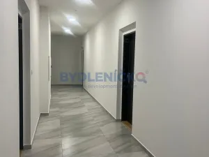 Pronájem bytu 2+kk, České Budějovice, Branišovská, 69 m2