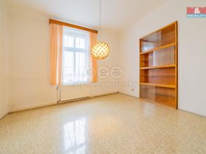 Prodej bytu 3+1, Cheb, Evropská, 118 m2
