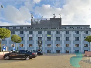 Pronájem kanceláře, České Budějovice, Pražská tř., 100 m2