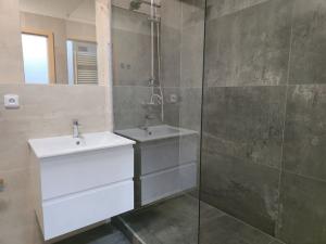 Prodej bytu 2+kk, Praha - Libeň, Nad Okrouhlíkem, 51 m2