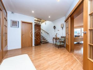 Prodej rodinného domu, Praha, Před oborou, 288 m2