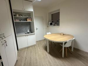 Pronájem kanceláře, Brno - Staré Brno, Křídlovická, 61 m2