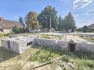 Prodej pozemku pro bydlení, Slatina, 5474 m2