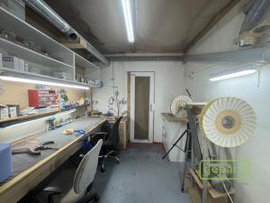 Pronájem výrobních prostor, Líšnice, 161 m2