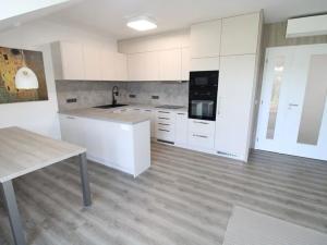 Prodej bytu 4+kk, Zbiroh, Majerové, 107 m2