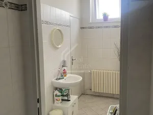 Pronájem kanceláře, Praha - Nové Město, Opletalova, 53 m2