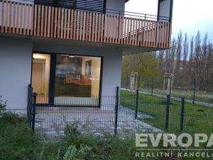 Pronájem bytu 1+kk, Plzeň, Kartónová, 33 m2