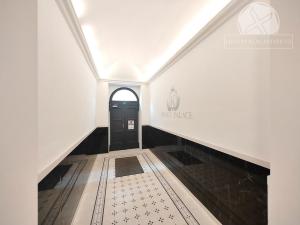 Prodej bytu 3+kk, Praha - Smíchov, Kmochova, 70 m2