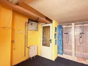 Pronájem obchodního prostoru, Beroun, Švermova, 82 m2