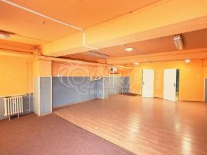 Pronájem obchodního prostoru, Beroun, Švermova, 82 m2