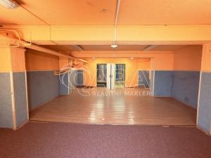 Pronájem obchodního prostoru, Beroun, Švermova, 82 m2