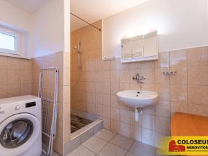 Prodej vícegeneračního domu, Dolní Kounice, 170 m2