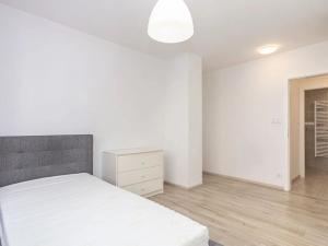 Pronájem bytu 3+1, Praha - Vršovice, Rostovská, 85 m2