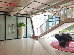 Pronájem bytu 1+kk, Praha - Karlín, Molákova, 35 m2