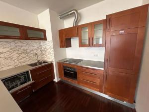 Pronájem bytu 2+kk, Praha - Stodůlky, Jeremiášova, 60 m2