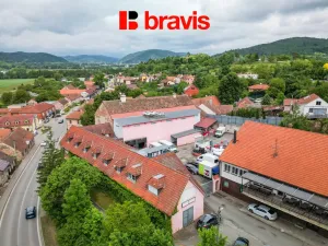 Pronájem kanceláře, Hradčany, Tišnovská, 1016 m2