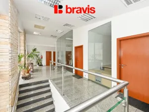Pronájem kanceláře, Hradčany, Tišnovská, 1016 m2