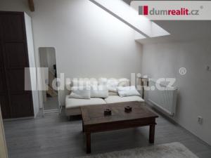 Pronájem bytu 1+1, Praha - Žižkov, Seifertova, 42 m2