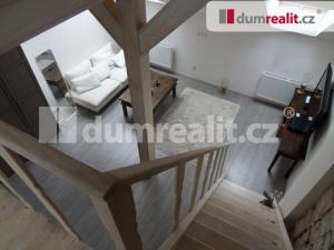 Pronájem bytu 1+1, Praha - Žižkov, Seifertova, 42 m2