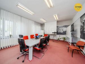 Pronájem kanceláře, Frýdek-Místek, Svazarmovská, 260 m2