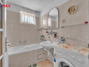 Prodej rodinného domu, Mžany - Stračovská Lhota, 157 m2