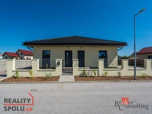 Prodej rodinného domu, Krakovany, 161 m2
