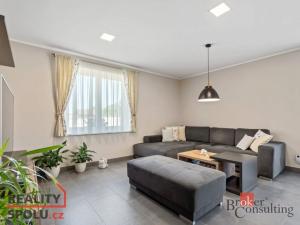 Prodej rodinného domu, Krakovany, 161 m2