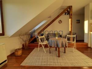 Pronájem bytu 1+kk, Praha, Na vartě, 37 m2