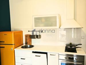 Pronájem bytu 1+kk, Praha, V závětří, 34 m2