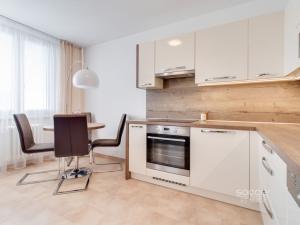 Pronájem bytu 2+1, Praha - Černý Most, Cíglerova, 60 m2