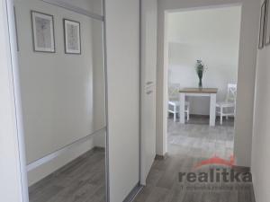 Pronájem bytu 2+1, Opava - Předměstí, třída Spojenců, 70 m2