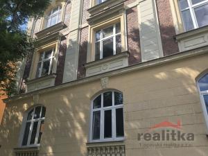 Pronájem bytu 2+1, Opava - Předměstí, třída Spojenců, 70 m2
