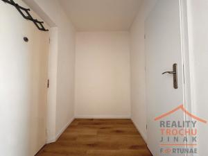 Pronájem bytu 1+kk, Hradec Králové, Jungmannova, 28 m2