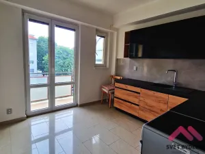 Pronájem bytu 3+1, Praha - Holešovice, Dělnická, 89 m2