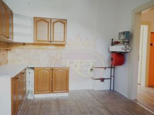 Prodej bytu 2+1, Jaroměř, Na Kameni, 78 m2