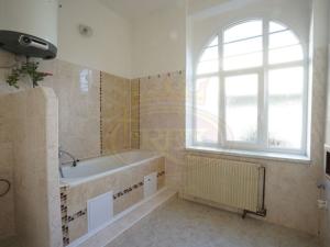 Prodej bytu 2+1, Jaroměř, Na Kameni, 78 m2