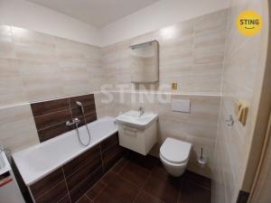 Pronájem bytu 2+kk, Uherské Hradiště, Jabloňová, 46 m2