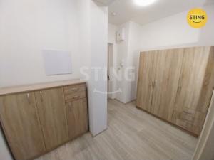Pronájem bytu 2+kk, Uherské Hradiště, Jabloňová, 46 m2