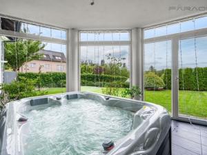 Prodej rodinného domu, Mníšek pod Brdy, Na Vyhlídce, 346 m2