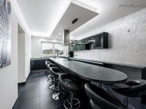 Prodej rodinného domu, Mníšek pod Brdy, Na Vyhlídce, 346 m2