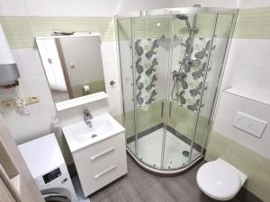 Pronájem bytu 2+kk, Mariánské Lázně, Hlavní třída, 38 m2