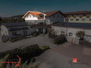 Pronájem bytu 3+kk, Trnová, 76 m2