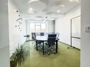 Pronájem bytu 4+kk, Hradec Králové, třída Karla IV., 135 m2