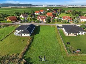 Prodej pozemku pro bydlení, Plazy, 1355 m2